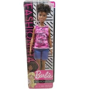 Barbie Fashionistas Doll African American Pink Camo‎ Top Denim Shorts New READ